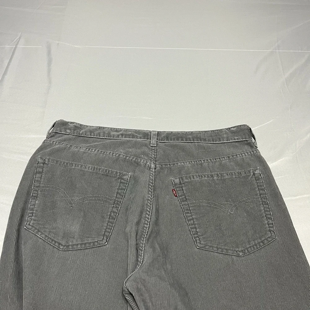 Y2K Levis 559 Relaxed Straight Corduroy Pants Mens 38x30 Gray Baggy Skate Preppy